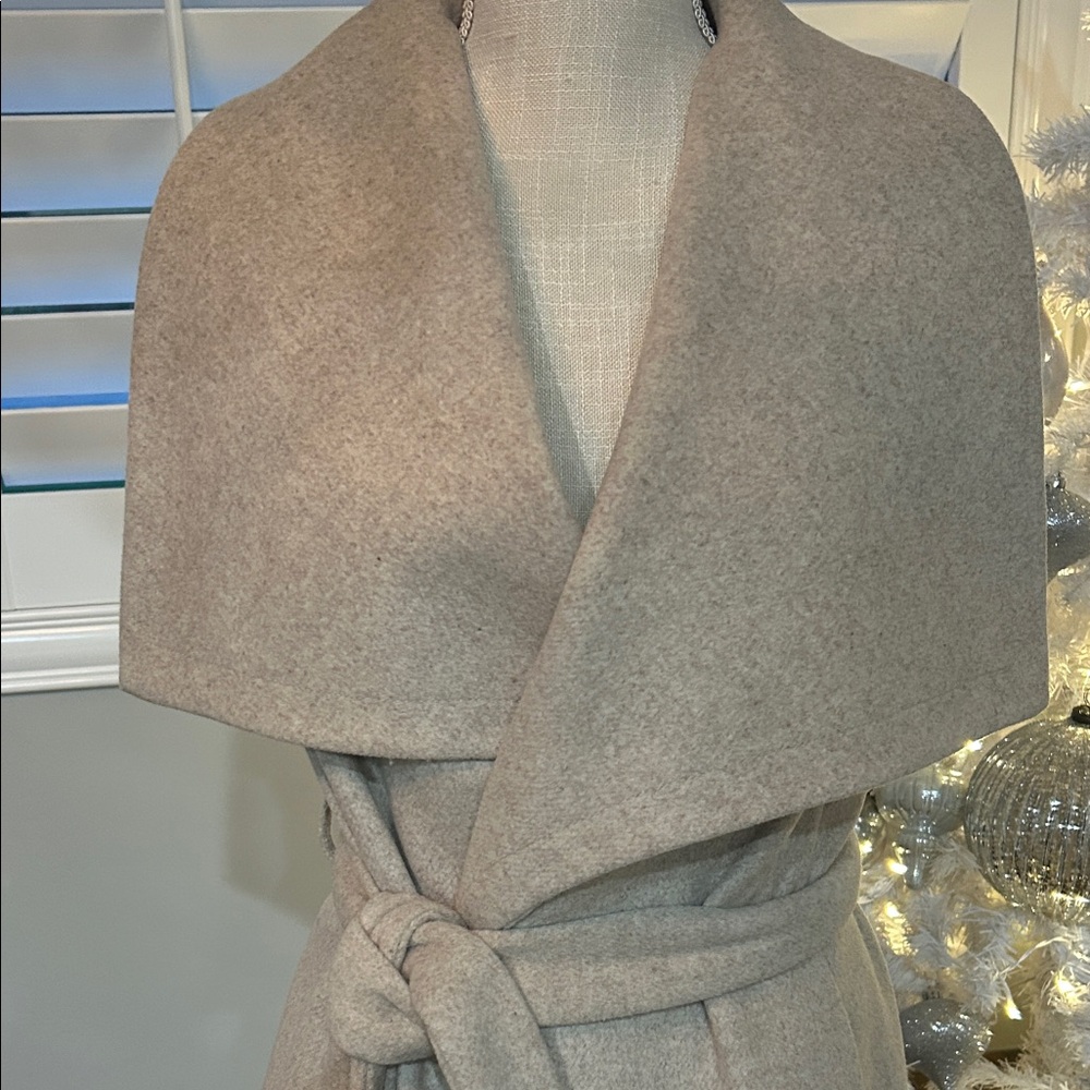 Elegant Beige Wrap Coat - Picture 2 of 3